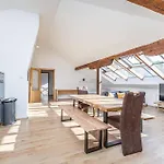 Navratilova Residence